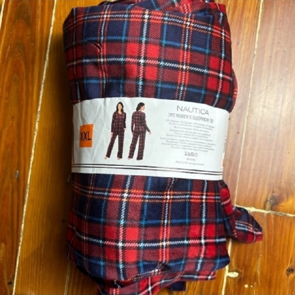 Nautica Other - 3/$25 Silky feeling! Plus Nautica Red Plaid Women's Sleepwear Set sz.XXL